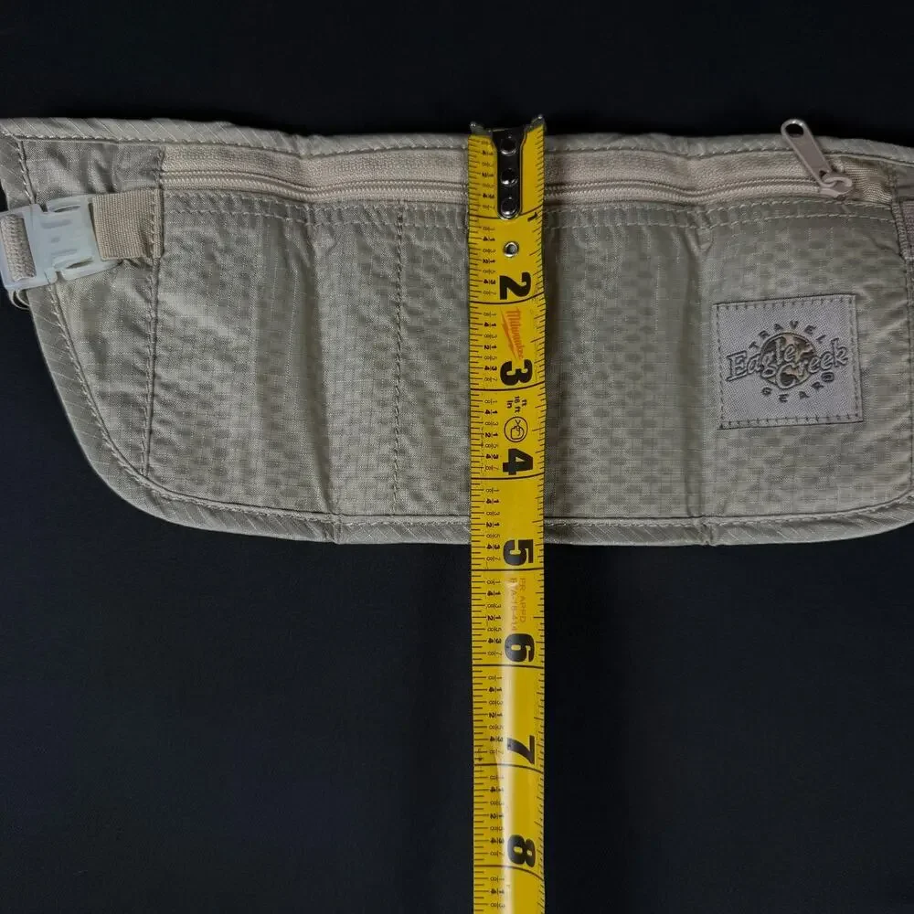 Eagle Creek Travel Gear Secret UNDERCOVER Passport Money Case bag